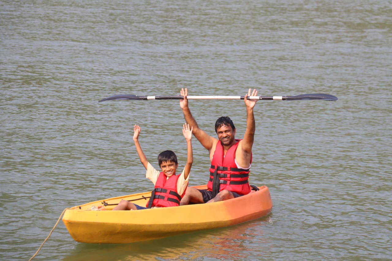 Adventure Cruise - Image 2