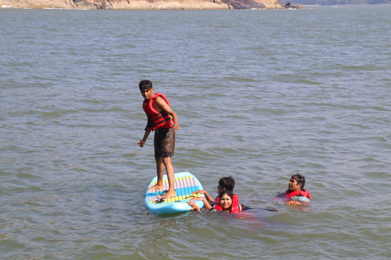 Adventure Cruise - Image 12