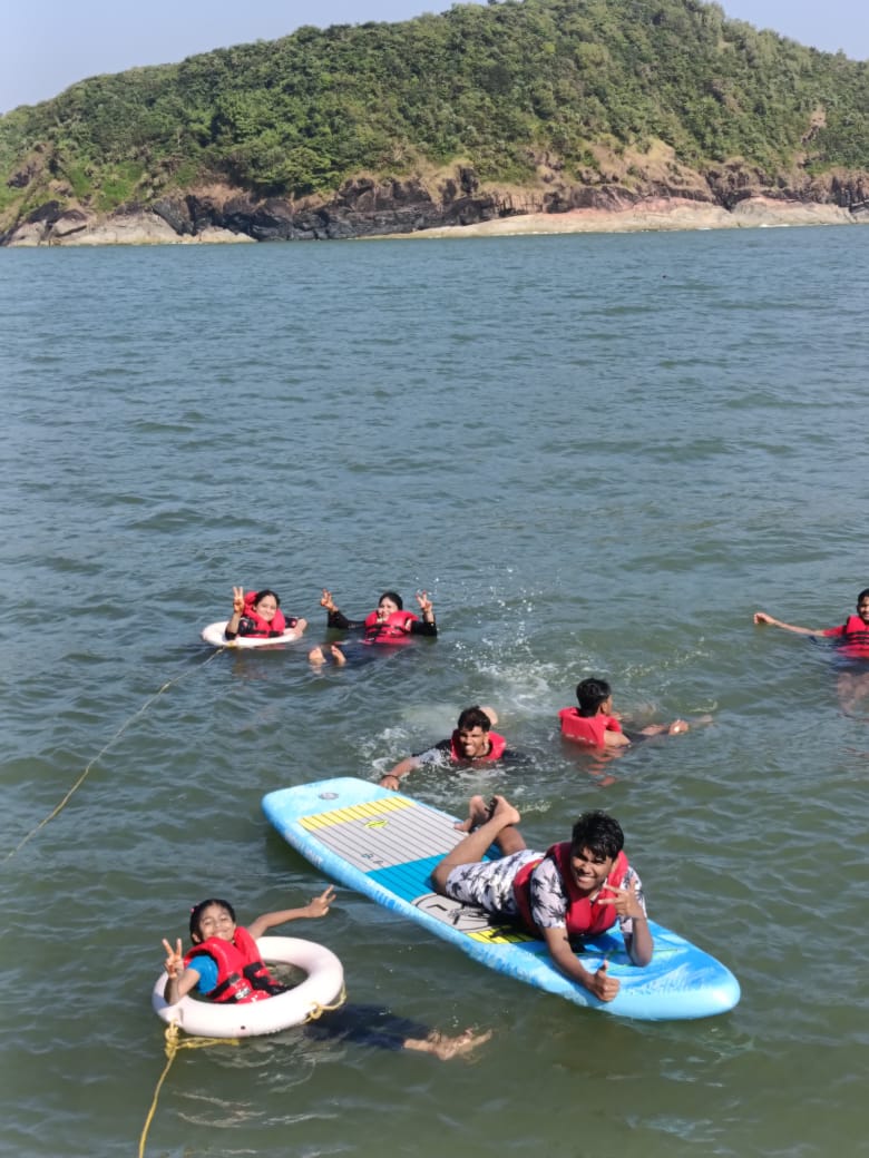 Adventure Cruise - Image 14